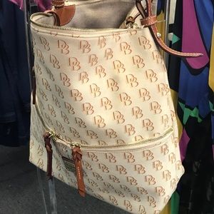 Dooney & Bourke Tote “ Authenticated”